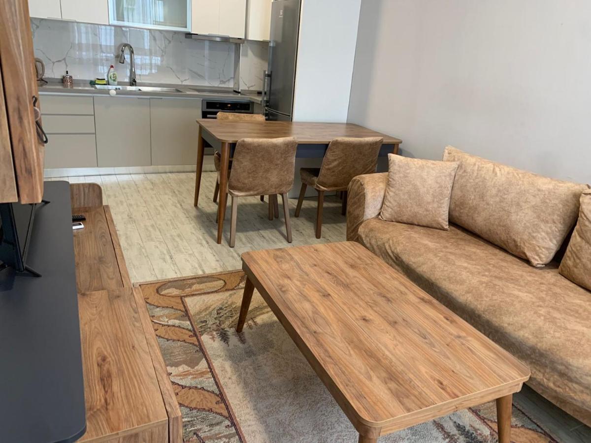 Lovely Apartment Тирана Екстериор снимка