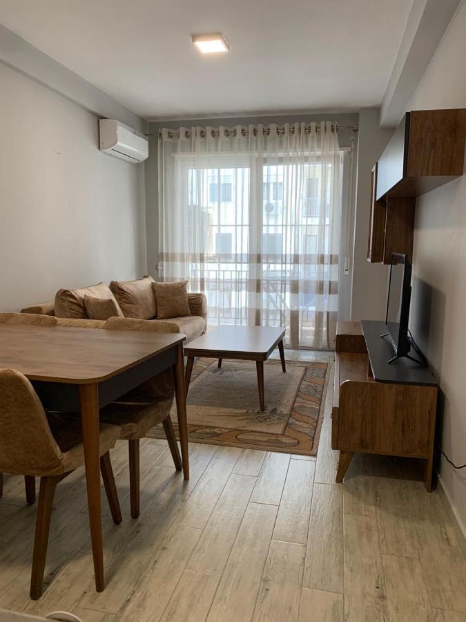 Lovely Apartment Тирана Екстериор снимка