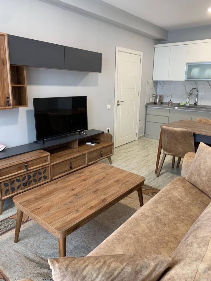 Lovely Apartment Тирана Екстериор снимка