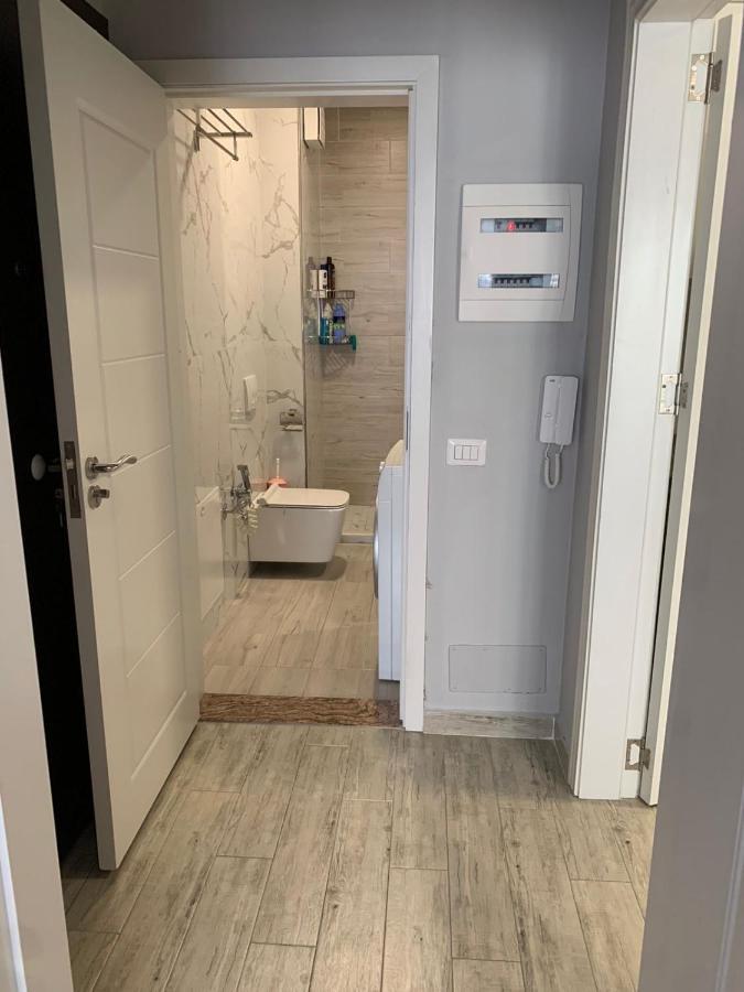 Lovely Apartment Тирана Екстериор снимка