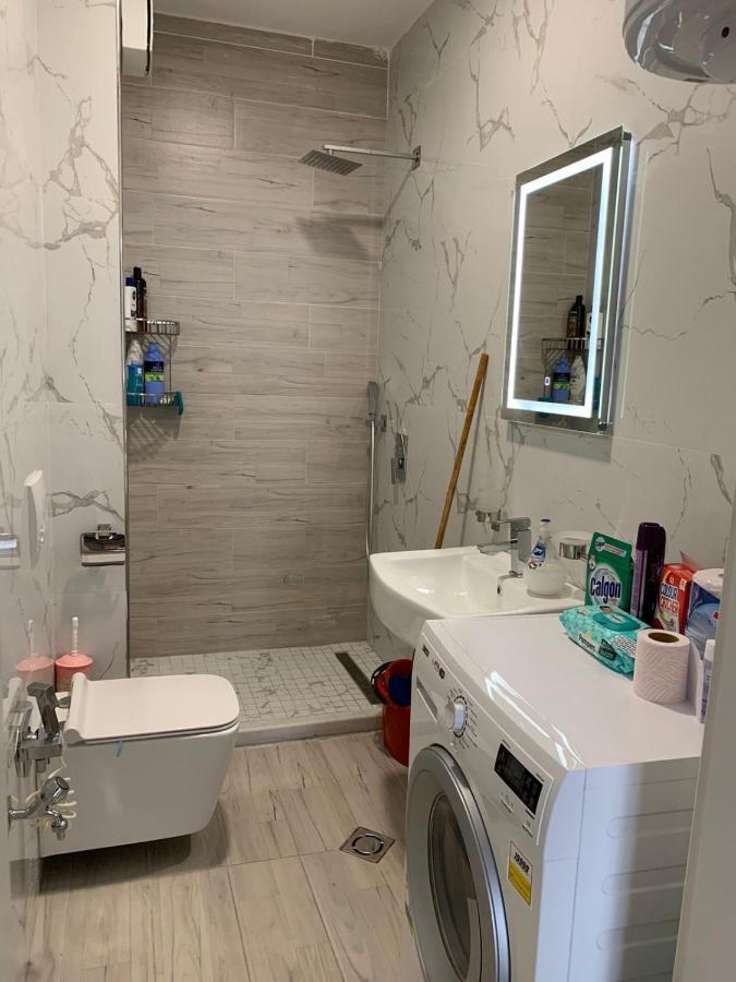 Lovely Apartment Тирана Екстериор снимка